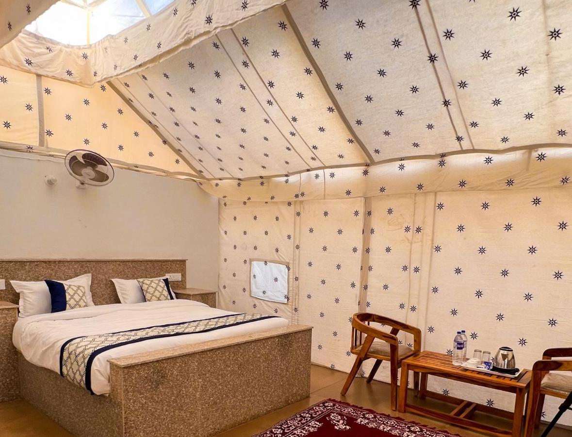 Hotel Nk Desert Camp Jaisalmer Sām Esterno foto