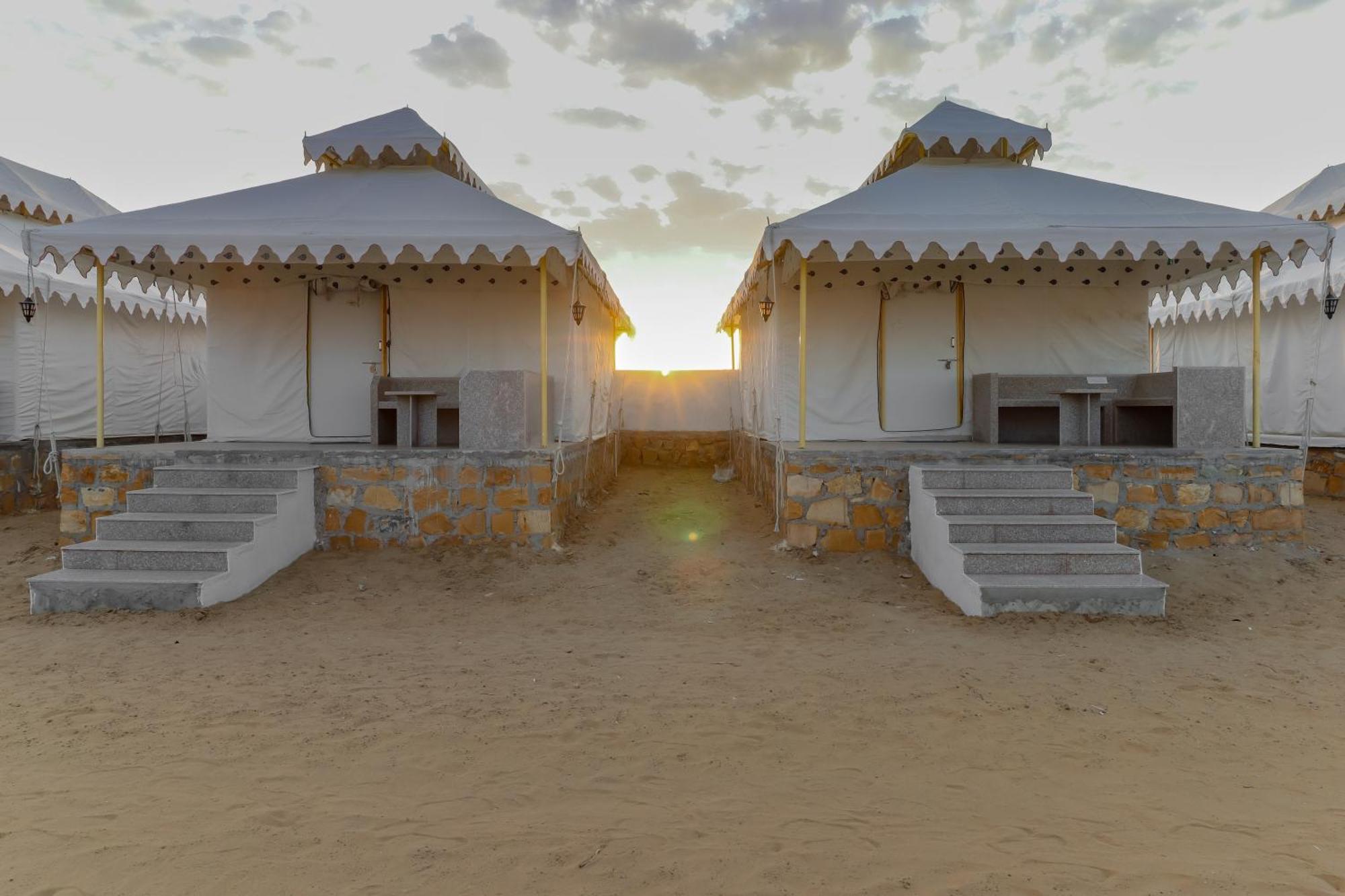 Hotel Nk Desert Camp Jaisalmer Sām Esterno foto